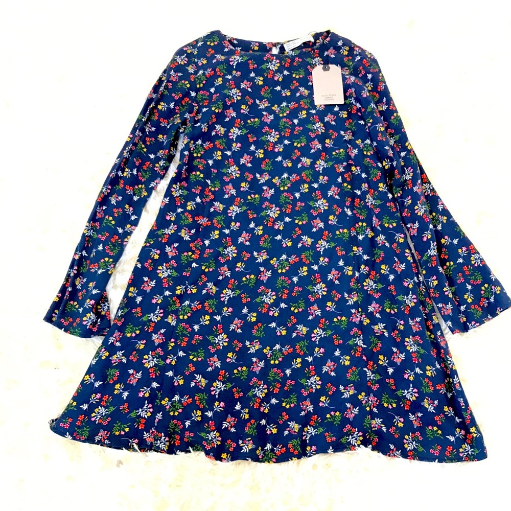 Weightless flower top
